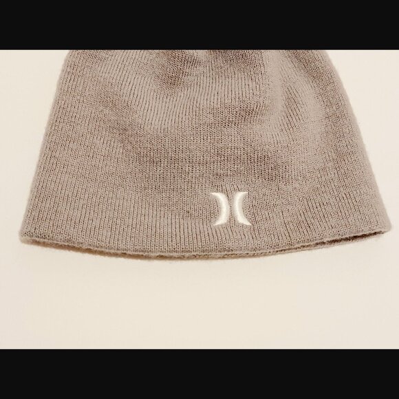 Hurley Grey Icon Staples Beanie Hat OSFM NWT - Picture 5 of 8